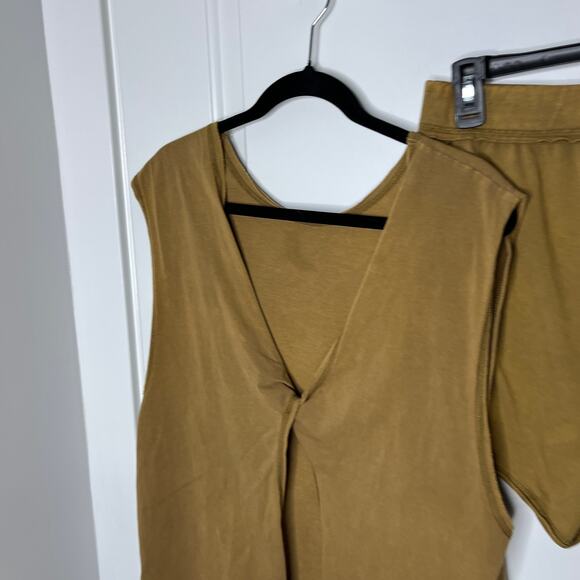 Free People Women's Lounge Set Size S Hot Shot Open Back Shorts Tank Tan - Picture 4 of 12